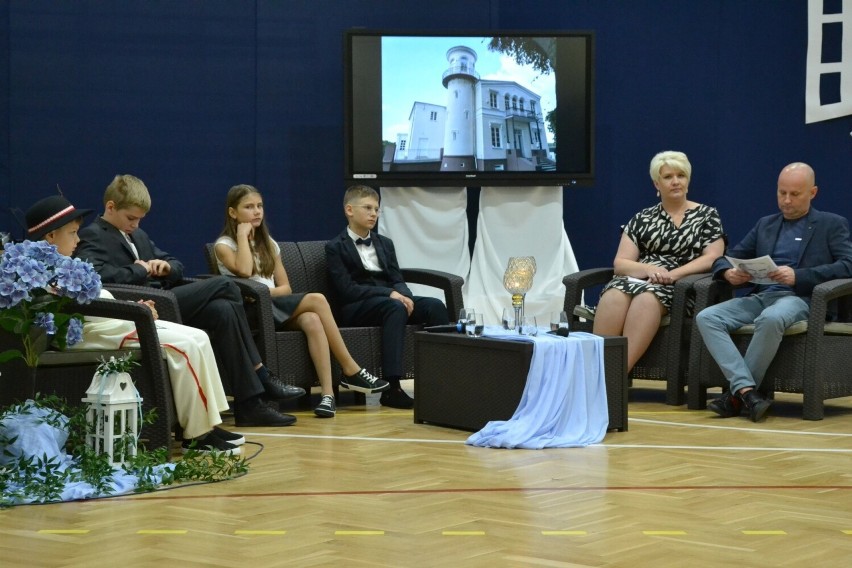Obchody 20-lecia nadania imienia szkole w Czarnem połączono...