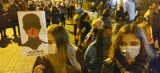 Strajk kobiet w Dąbrowie Górniczej - ZDJĘCIA. Mieszkańcy Zagłębia protestowali przeciw zaostrzeniu uchwały aborcyjnej 