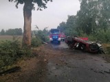 Tragiczny wypadek koło Żagania. Nie żyje 29-latek, druga osoba trafiła do szpitala 