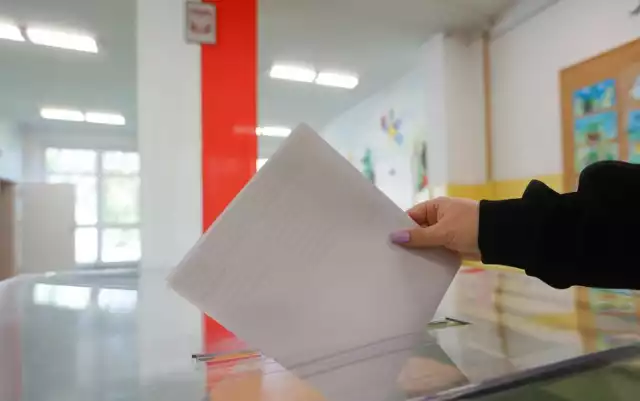 W wyborach na urząd burmistrza Wolsztyna Dominik Tomiak pokonał Wojciecha Lisa. To oficjalne wyniki wyborów samorządowych 2024.