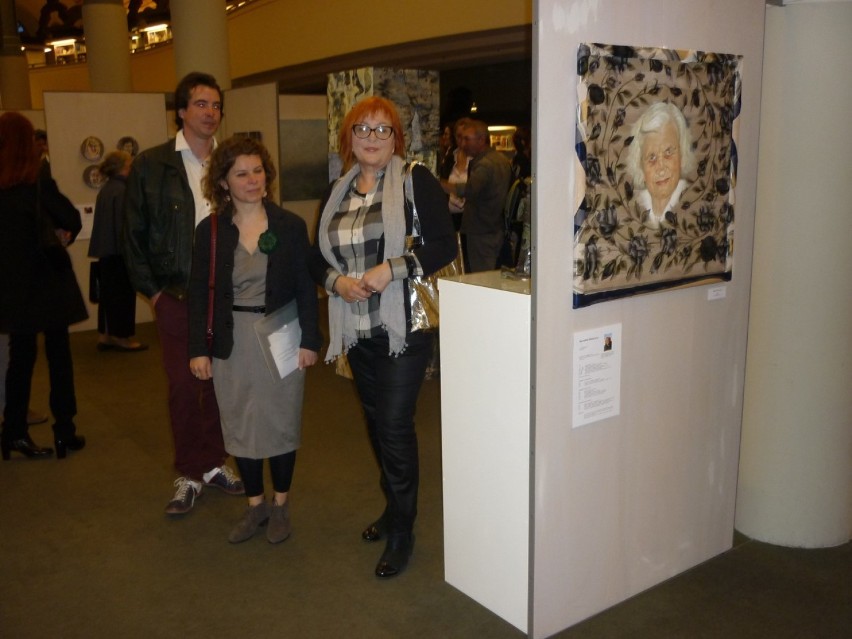 Pokazała portret teściowej. Bernadeta Wdzięczna na międzynarodowej wystawie w berlińskiej bibliotece