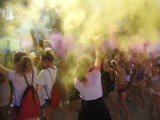 Byliśmy na święcie kolorów HOLI! Zobaczcie jak wygląda plaża na Dojlidach we wszystkich kolorach tęczy [ZDJĘCIA I WIDEO]