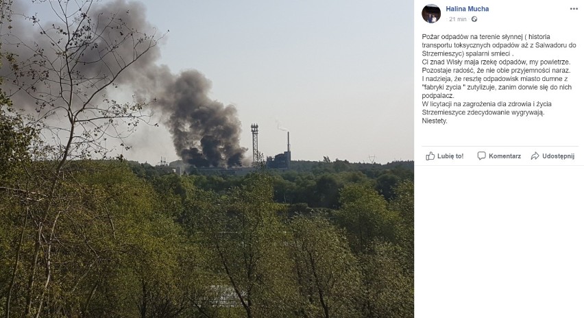 Pożar w Dąbrowie Górniczej. Płoną śmieci na terenie zakładu SARPI, trwa akcja gaśnicza