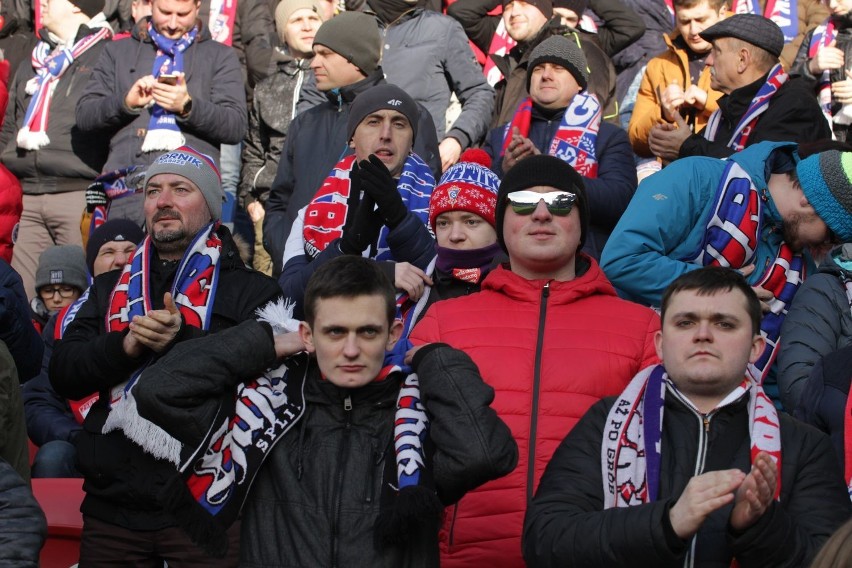 Górnik Zabrze - Zagłębie Sosnowiec 2:1 [ZDJĘCIA kibiców]. Euforia w Zabrzu, dramat w Sosnowcu 