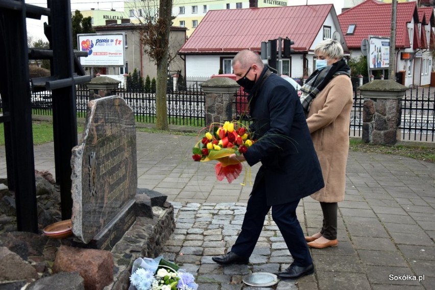 Włodarze gminy Sokółka pamiętali o Zbrodni Katyńskiej