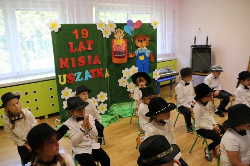 Świętowanie z Misiem Uszatkiem w Przedszkolu Miejskim Nr 11 w Starachowicach. Był tort i odwiedziny prezydenta. Zobacz zdjęcia
