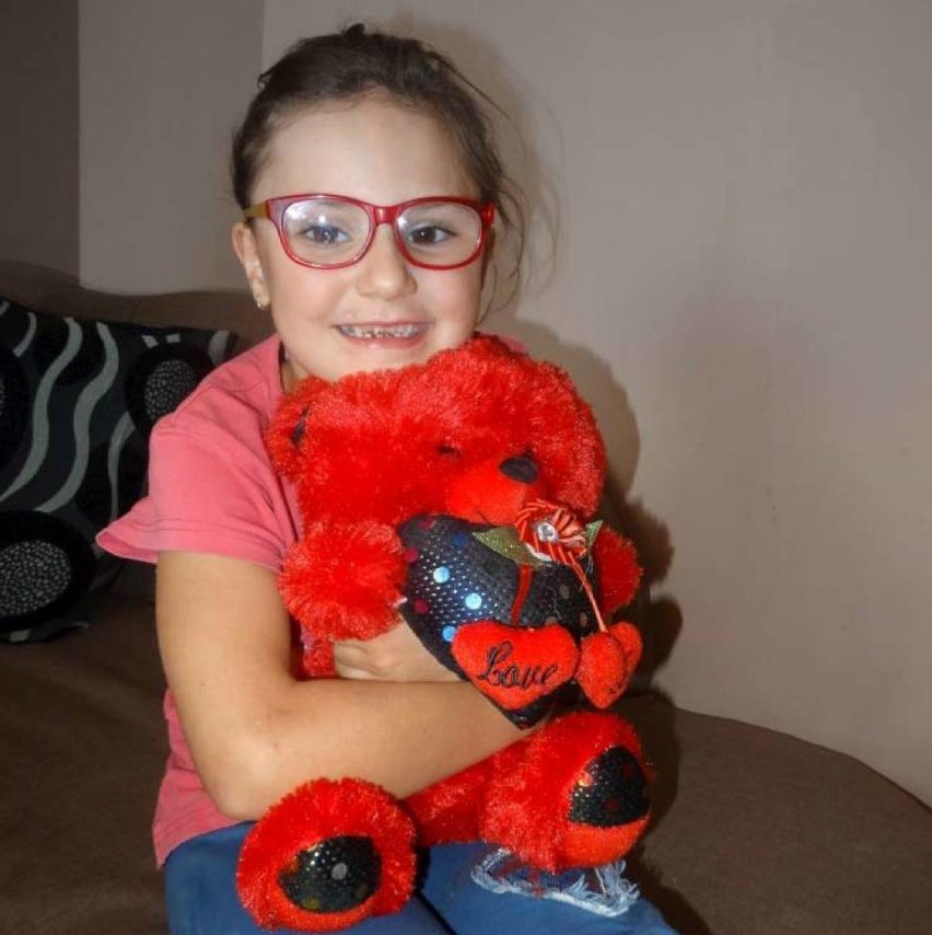 8-letnia Zosia z Wągrowca ma poważne problemy z oczkami. Możemy pomóc jej odzyskać szczęśliwe dzieciństwo 