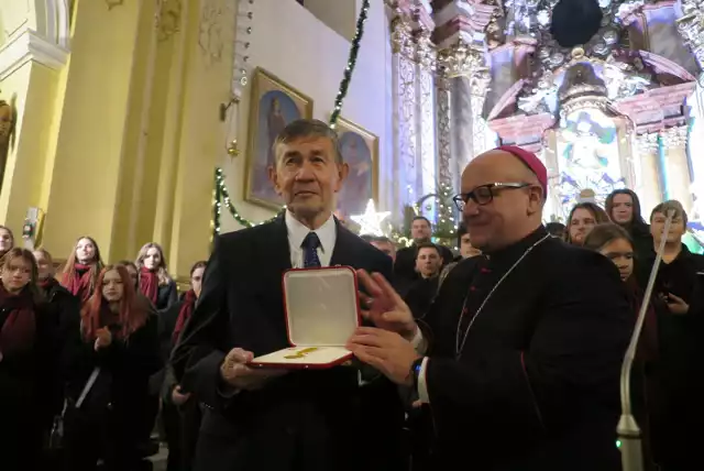 Jan Dolny z Głuchołaz został uhonorowany najwyższym kościelnym odznaczeniem dla osób świeckich.