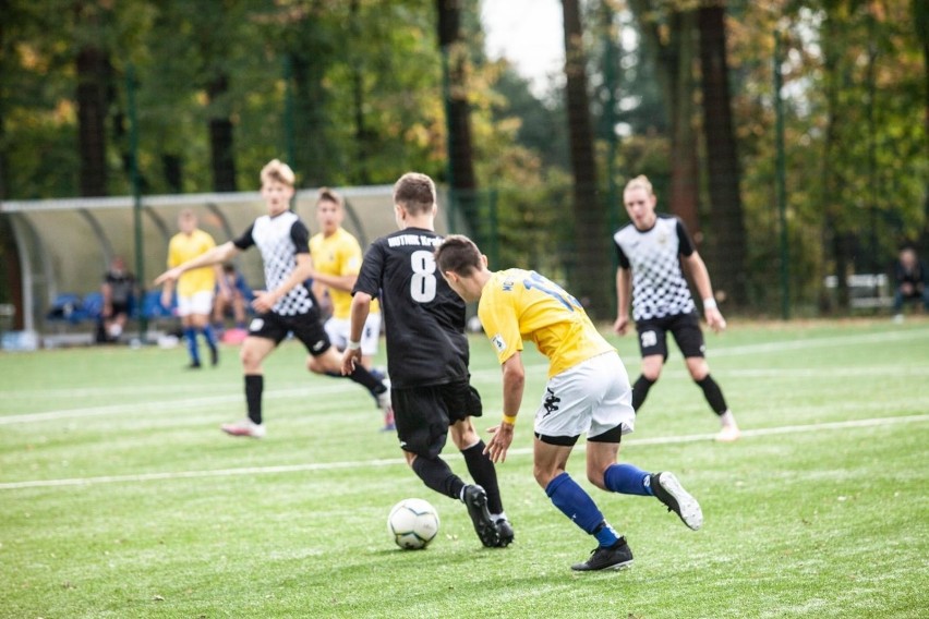 Centralna Liga Juniorów U-17. Efektowe zwycięstwo Hutnika Kraków na własnym boisku z Motorem Lublin [ZDJĘCIA I FILMIK]