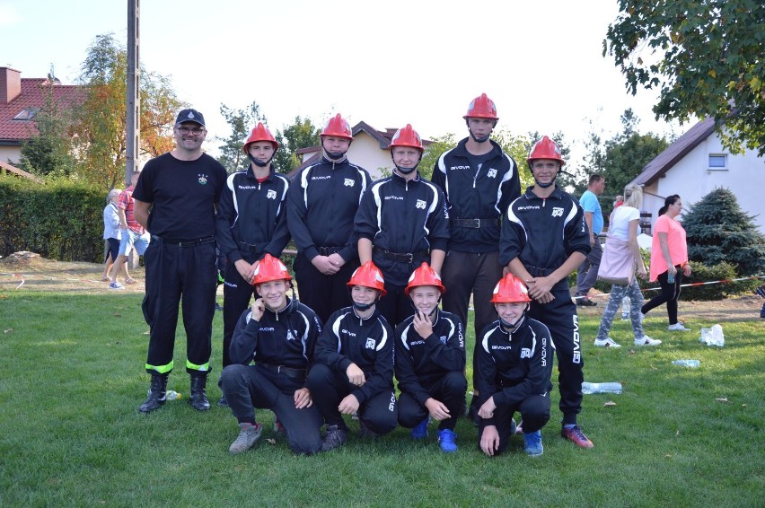 Powiatowe zawody sportowo-pożarnicze młodzieżowych drużyn pożarniczych w Sulęczyni