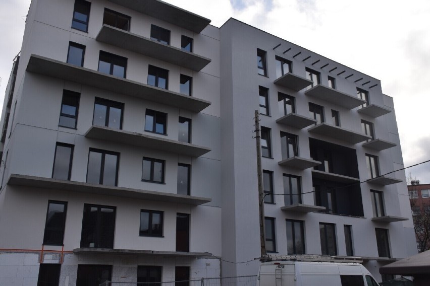 Budowa nowych mieszkań w Pleszewie na ostatniej prostej....