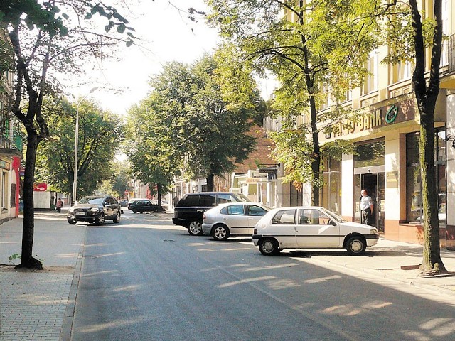 Pozostawienie samochodu w centrum Pabianic, np. na ulicy Kościuszki, kosztuje 2 złote za godzinę.