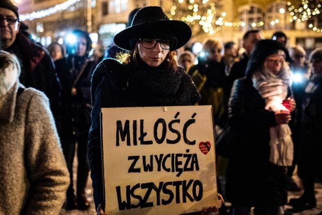 Podobnie jak w poniedziałek spotkanie będzie przebiegało w ciszy. Nie będzie apeli i przemówień.