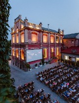 Z dziedzińca browaru na tereny zielone. Startuje Kino Perła