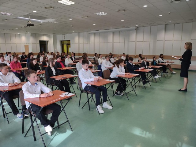Z wyników egzaminu ósmoklasisty bardzo cieszą się w Budzyniu