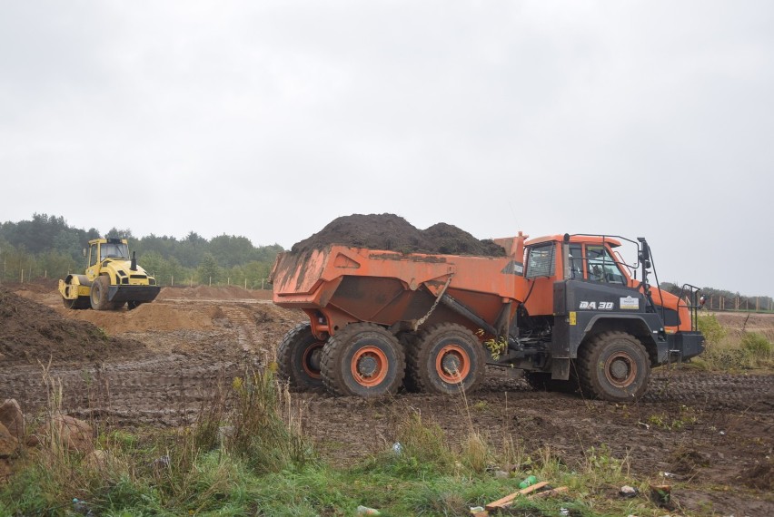 Budują park z Castoramą pod Stargardem. Oczyścili już niemal cały teren NOWE ZDJĘCIA