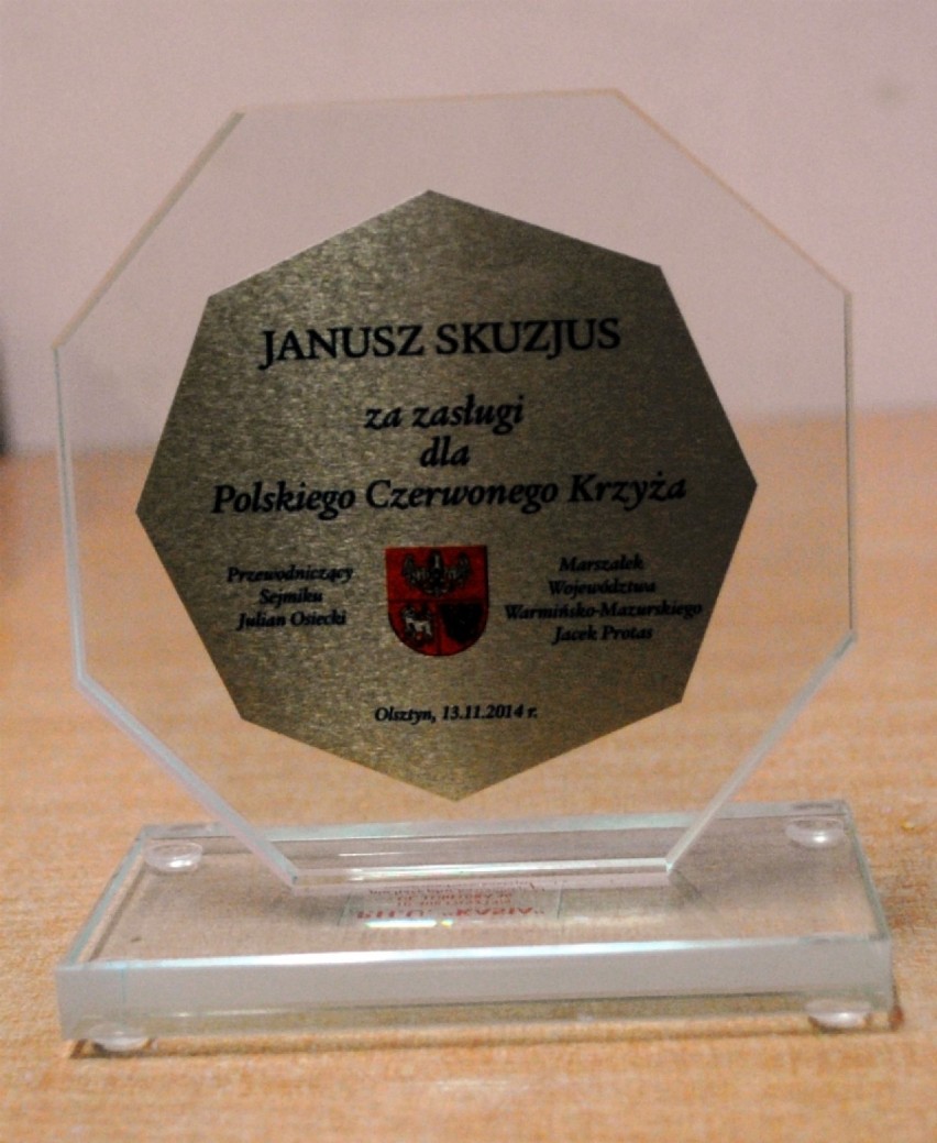 oficer dyżurny Janusz Skuzjus