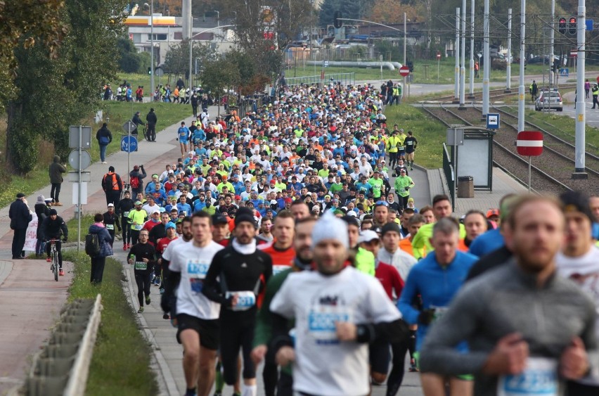 AmberExpo Półmaraton Gdańsk przyciąga tysiące biegaczy w...