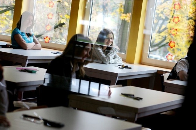 W tym roku egzamin ósmoklasisty w szkołach województwa opolskiego zdawało ponad 11 tysięcy uczniów.