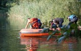 Akcja ratunkowa na zbiorniku Czechowice: Ratownicy zauważyli dryfującego mężczyznę