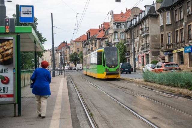 W sobotę, 15 sierpnia przypada święto, dlatego na wszystkich dziennych liniach autobusowych i tramwajowych ZTM będzie obowiązywał świąteczny rozkład jazdy.