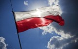 2 maja będziemy obchodzić Dzień Flagi Rzeczypospolitej Polskiej. Wywieś flagę na Dzień Flagi. Świętujmy razem 2 maja!