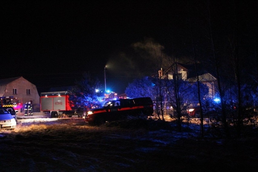 Pożar w Będźmierowicach.  Wieś już pomaga pani sołtys 