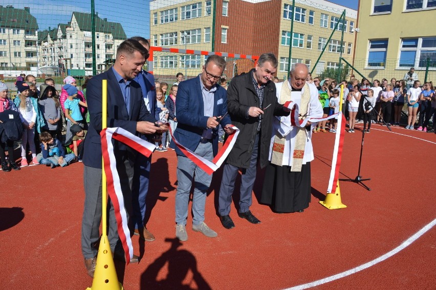 Pierwsze miniboisko zostało otwarte w Kielcach przy Szkole...