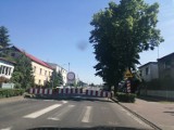 KOŚCIAN. Na ul. Gostyńskiej zamknięte przejście dla pieszych przez przejazd kolejowy