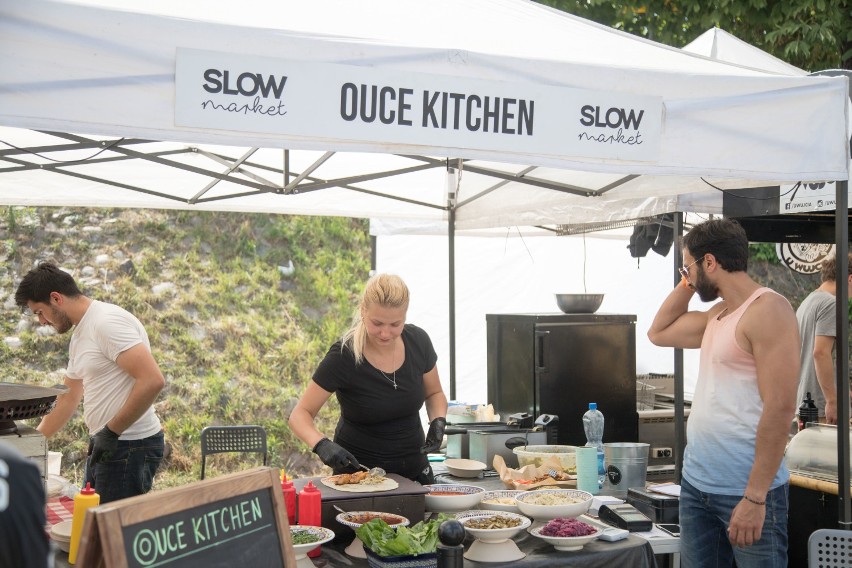 Slow Market nad Wisłą po raz czwarty. Pyszne jedzenie i ogrom dostawców [ZDJĘCIA]