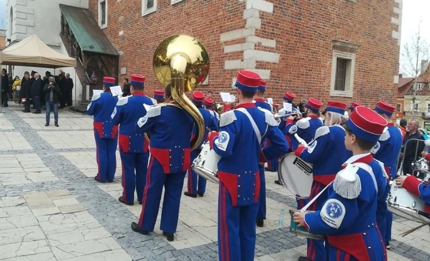 Sandomierska Orkiestra Dęta podczas Święta Konstytucji 3...