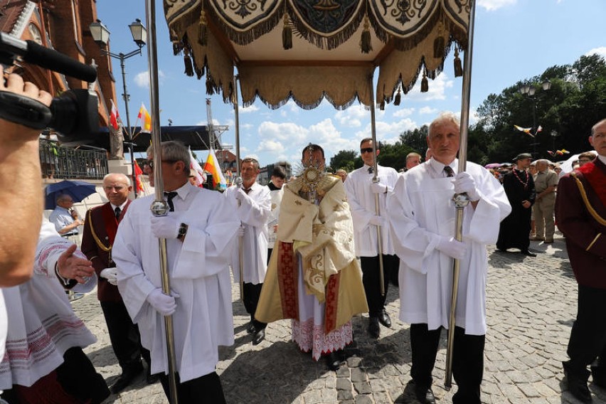 Boże Ciało we Wrocławiu. Jak będą wyglądać procesje w tym roku? Jest decyzja arcybiskupa