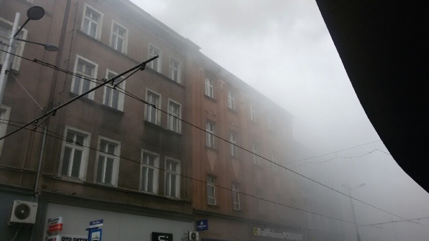 Dym na ul. św. Jana w Katowicach
