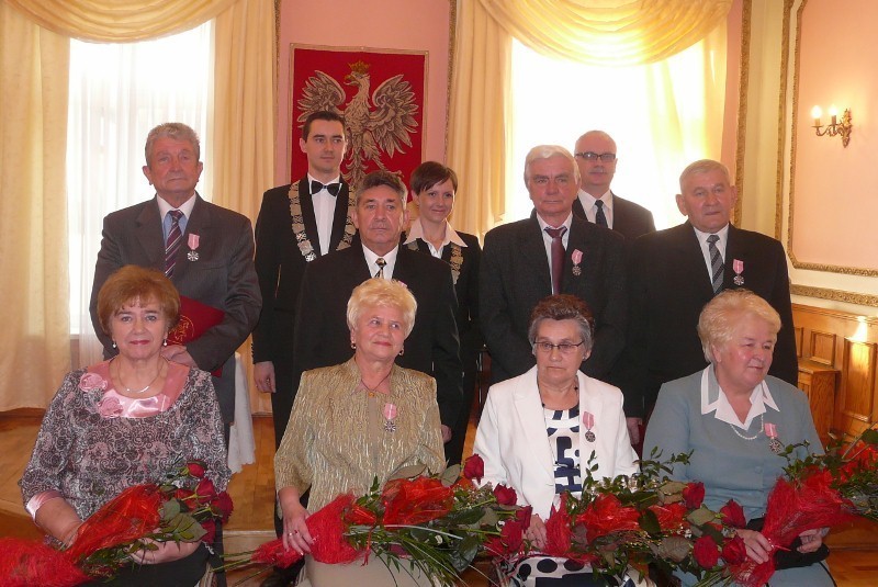 Złote gody w Tomaszowie: Dziewięć par świętowało w Urzędzie Stanu Cywilnego
