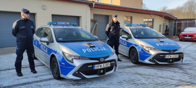 Przekazanie radiowozów drawskim policjantom