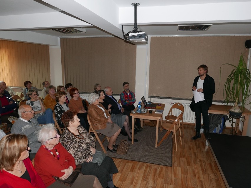 W bibliotece opowiedział o Tajlandii [zdjęcia] 