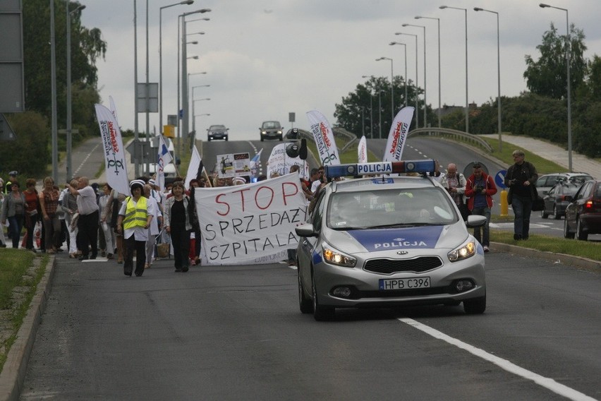 Lubin: Manifestacja w obronie szpitala (ZDJĘCIA)