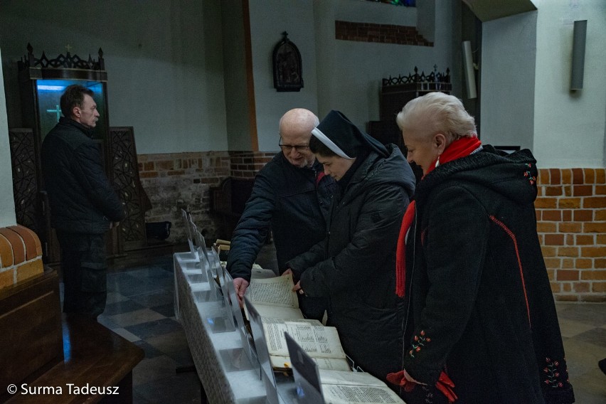 Wystawa "Życie z biblią" w kościele św. Jana w Stargardzie