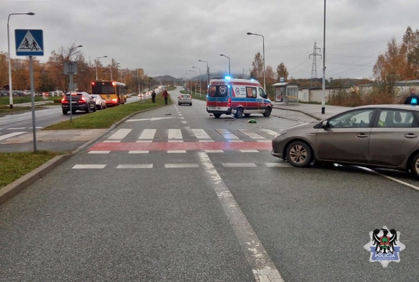 Wałbrzych: Poważny wypadek! Ciężko ranny rowerzysta trafił do szpitala!