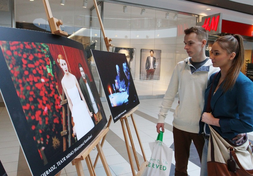 &quot;Piotrków Teatralny&quot; już w Focus Mall. Wystawa będzie czynna do połowy kwietnia