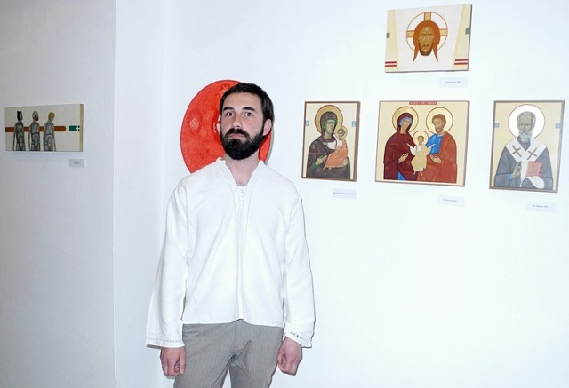 Danyło Movchan prezentuje swoje dzieła w stargardzkim muzeum.