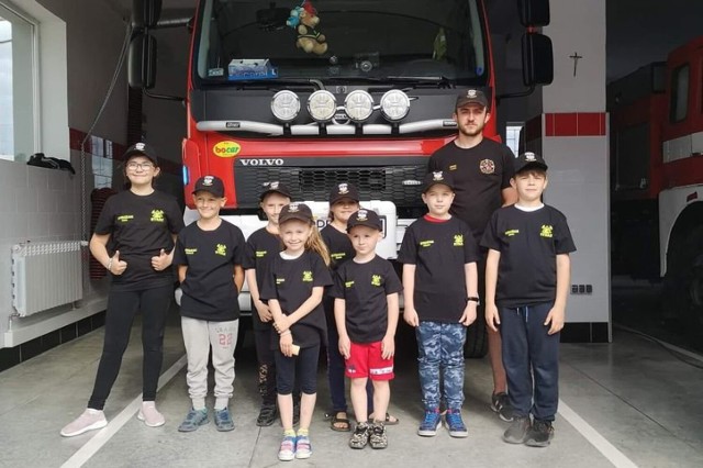 Dziecięca Grupa Pożarnicza przy jednostce OSP w Orłach działa już prawie rok.