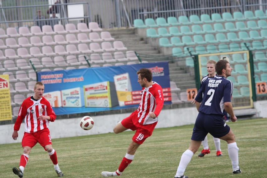 Szczakowianka - Unia 8:0 [ZDJĘCIA]. Jaworznianie wbili przeciwników w murawę na własnym obiekcie