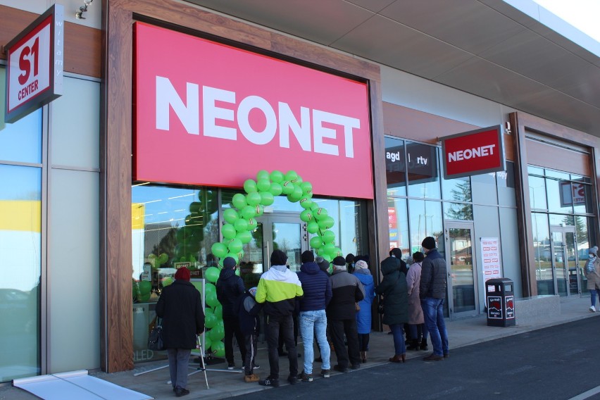 Otwarcie pierwszego sklepu NEONET w Hrubieszowie. Zobacz zdjęcia