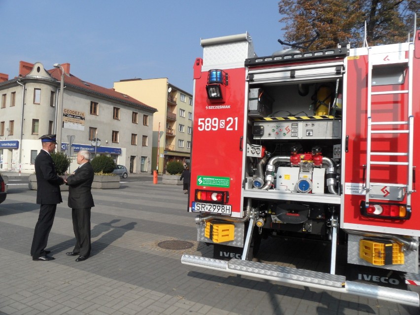 OSP Boguszowice ma nowy wóz. Zastąpi 28-letniego Jelcza