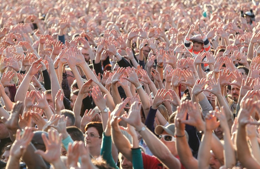Tysiące ludzi na koncercie Jednego Serca Jednego Ducha [FOTO]