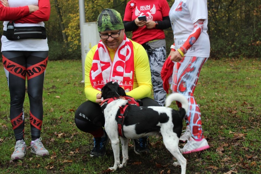 Parkrun Leszno w barwach biało - czerwonych