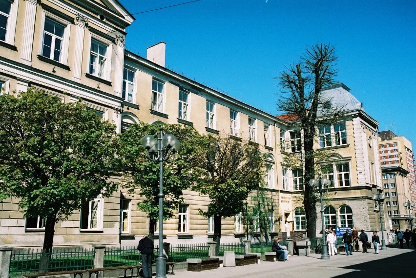 Budynek Uniwersytetu Rzeszowskiego przy ul. Grunwaldzkiej 3...