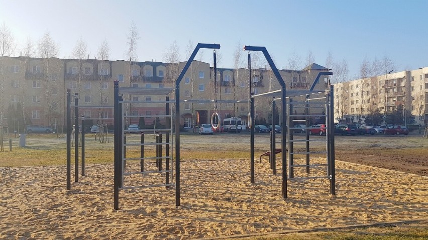 Zestaw do ćwiczeń typu street workout jest już dostępny dla mieszkańców Wolsztyna
