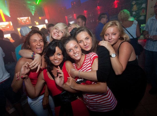 Jeździliście na imprezy do Mielna? Przypominamy kolejną porcję zdjęć z mieleńskiego klubu Senso z 2010 roku.